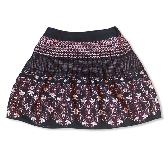 RW&CO Floral Print Mini Skirt in Black White Pink with Pleats for Spring Summer - Picture 1 of 7